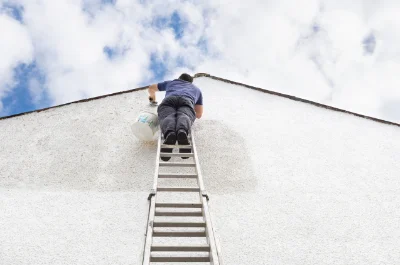 Peinture extérieure à Saint-André-le-Gaz — façades et ravalement